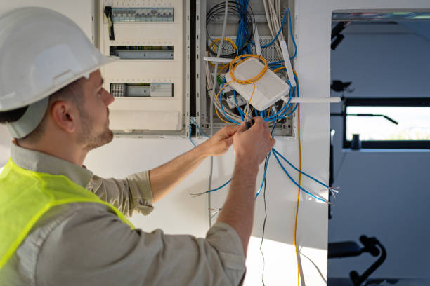 Best Affordable Emergency Electrician  in Cypress Gardens, FL